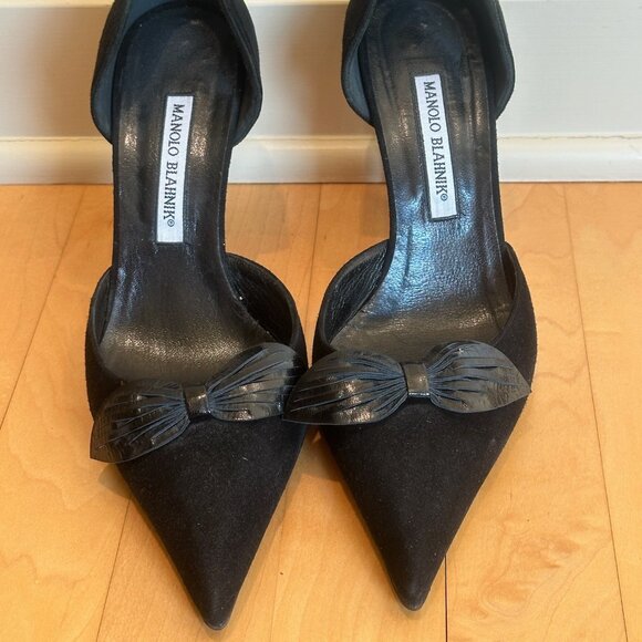 Manolo Blahnik Black Suede Pumps - Picture 1 of 8